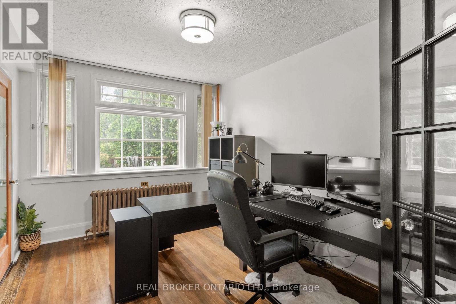 122 Dorothy Street, Welland (Welland Downtown), Ontario  L3B 3V9 - Photo 11 - X12453229