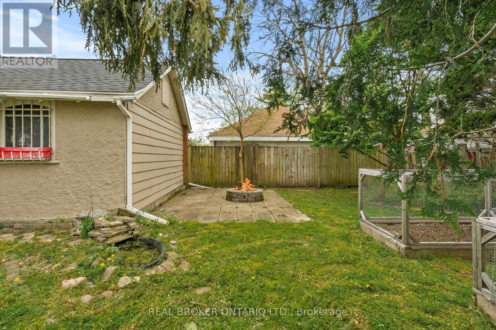 122 Dorothy Street, Welland (Welland Downtown), Ontario  L3B 3V9 - Photo 31 - X12453229