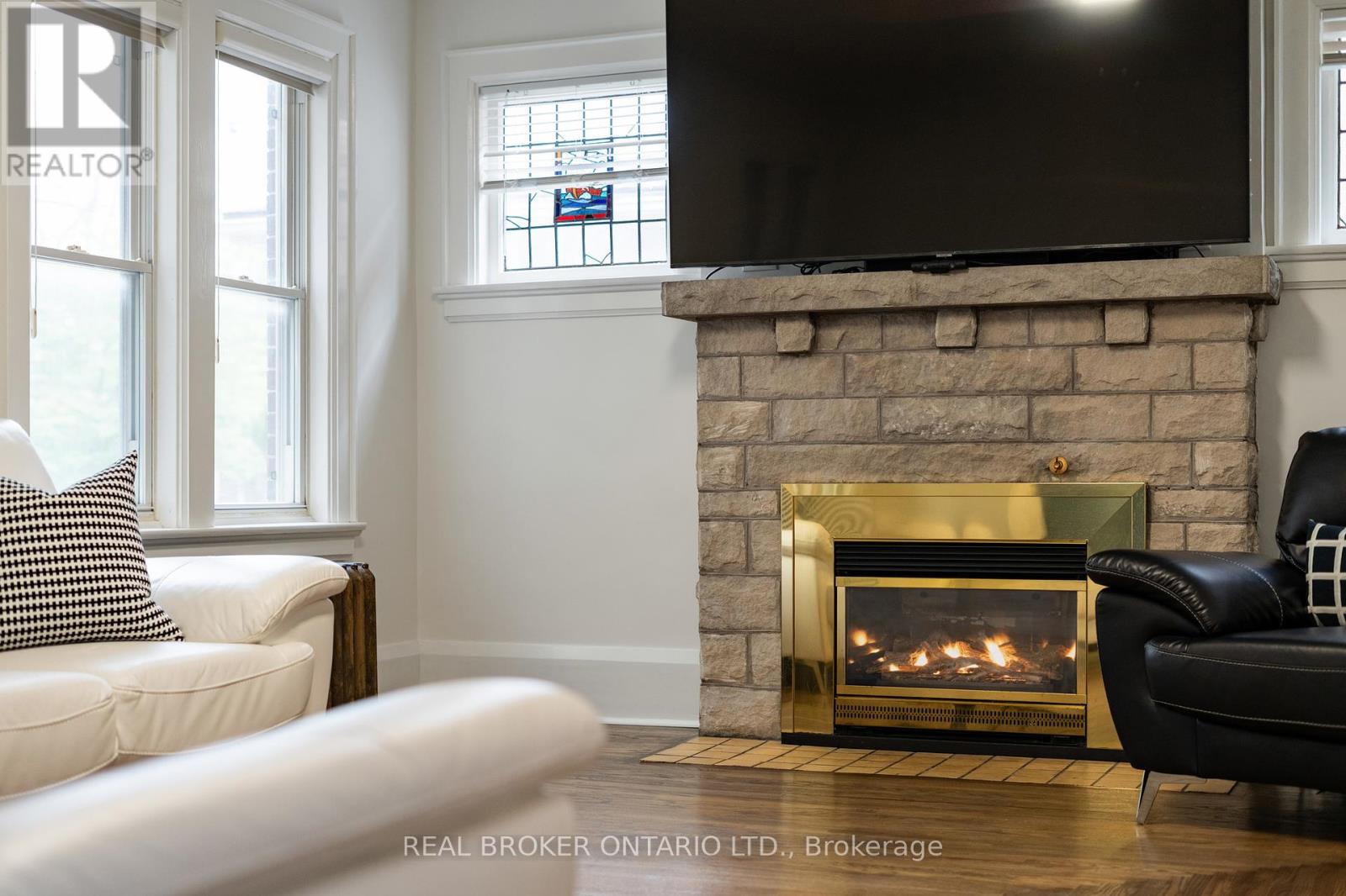 122 Dorothy Street, Welland (Welland Downtown), Ontario  L3B 3V9 - Photo 7 - X12453229