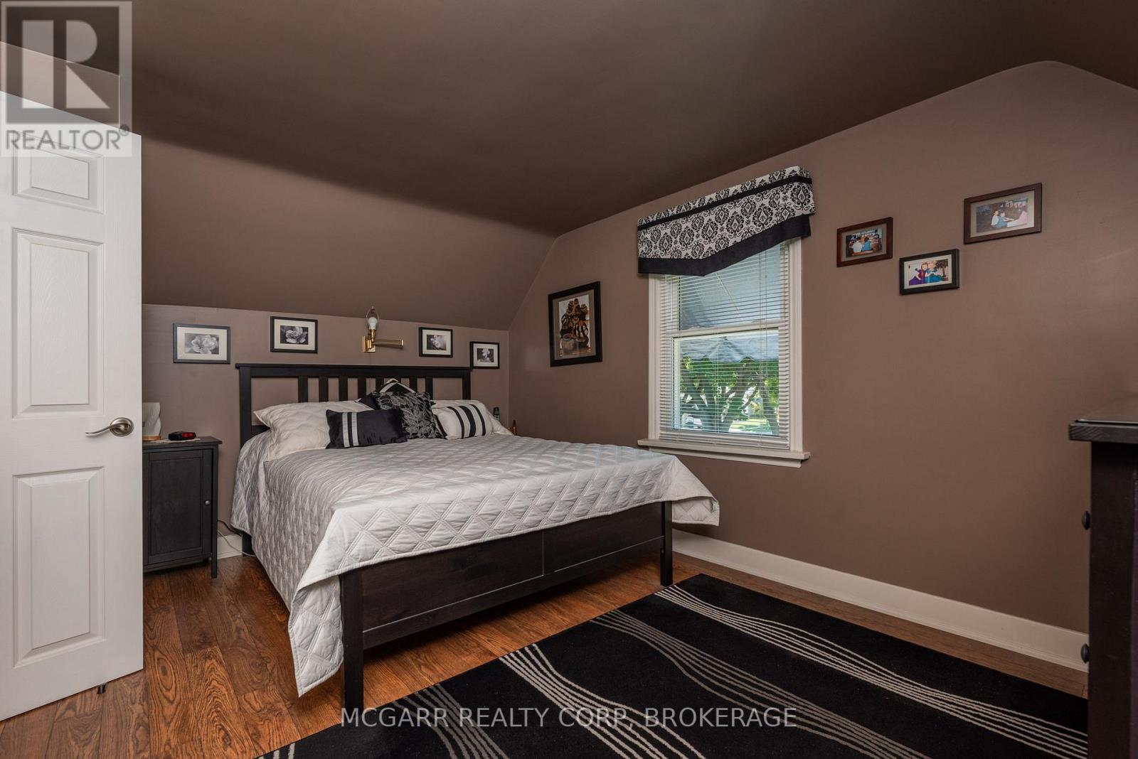 97 Else Street, St. Catharines (Vine/linwell), Ontario  L2N 2C4 - Photo 14 - X12454080