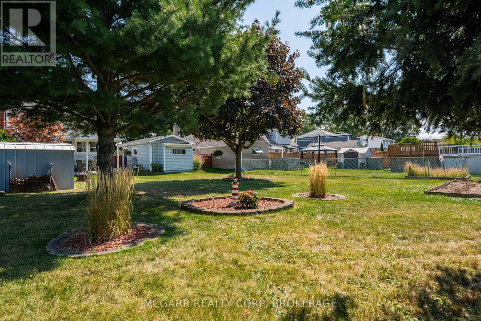 97 Else Street, St. Catharines (Vine/linwell), Ontario  L2N 2C4 - Photo 37 - X12454080