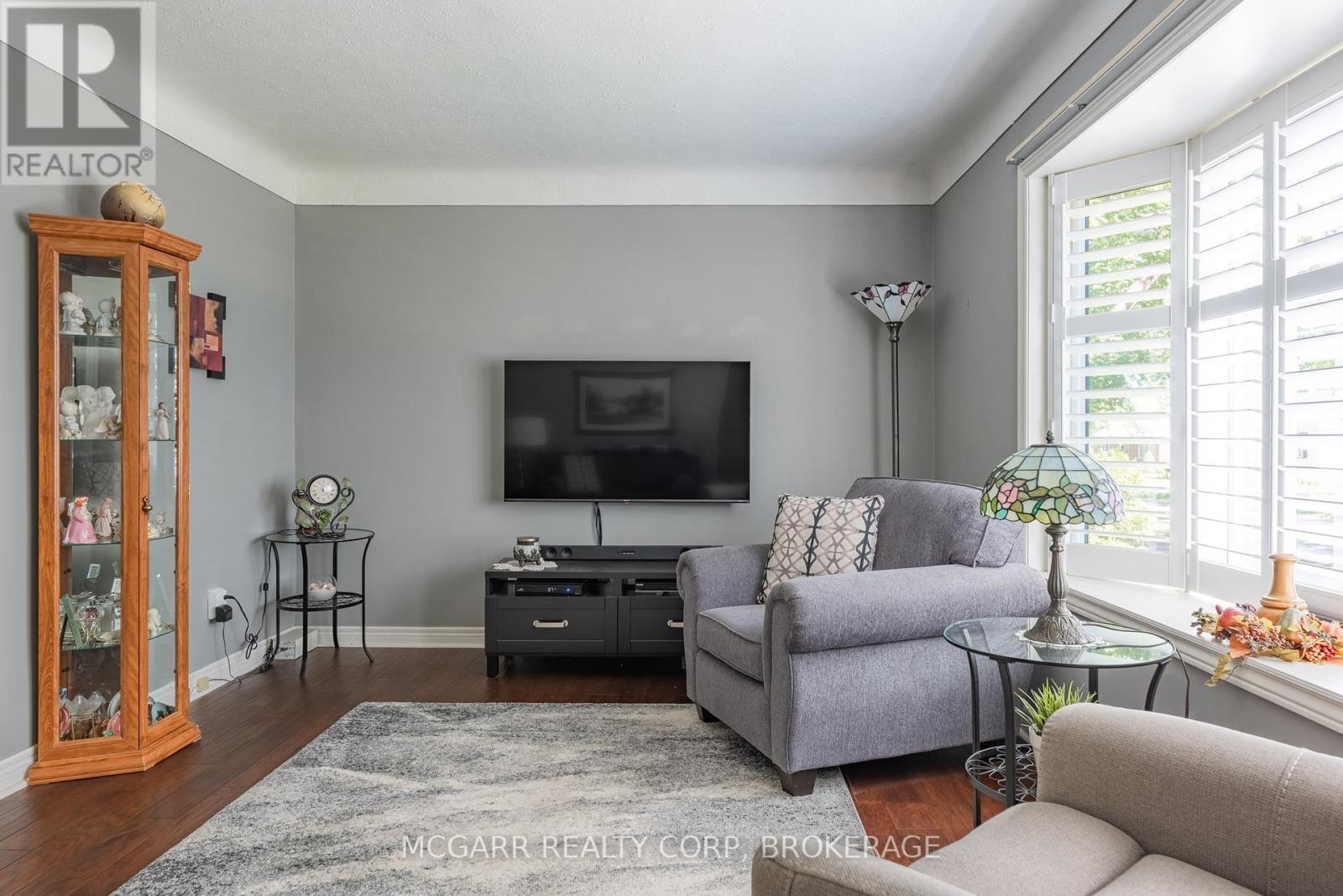 97 Else Street, St. Catharines (Vine/linwell), Ontario  L2N 2C4 - Photo 6 - X12454080