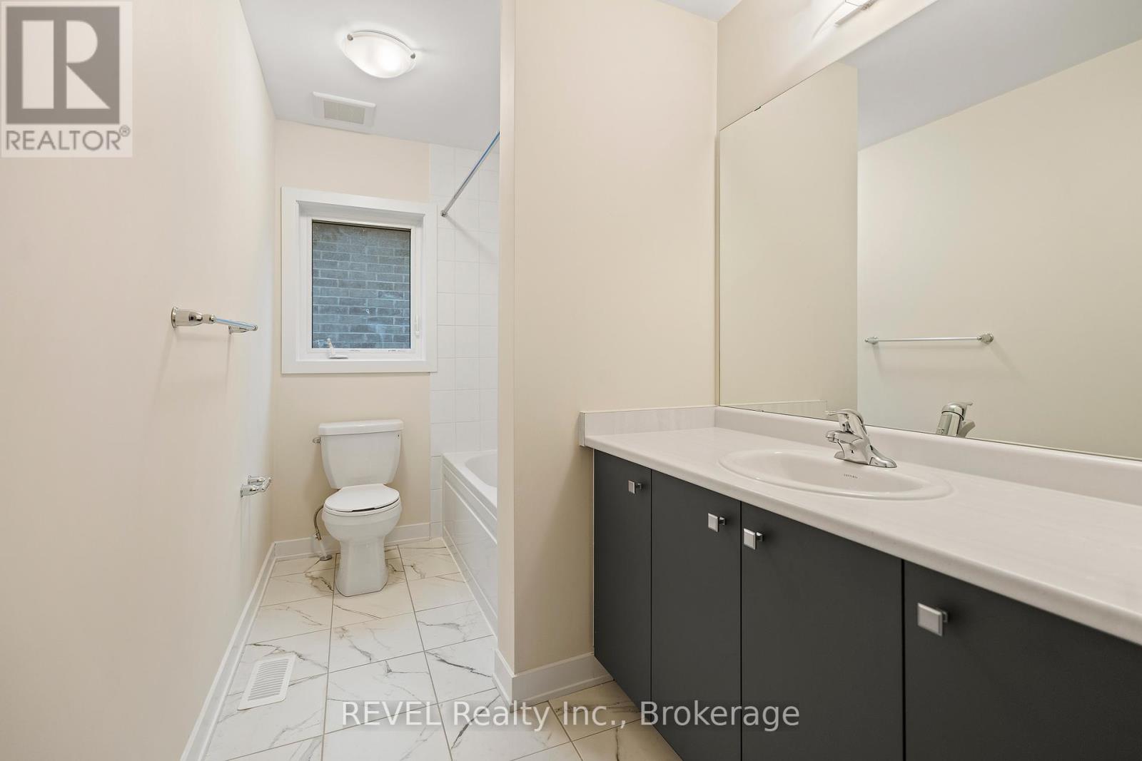 145 Stern Drive, Welland (Dain City), Ontario  L3B 0M3 - Photo 18 - X12455682