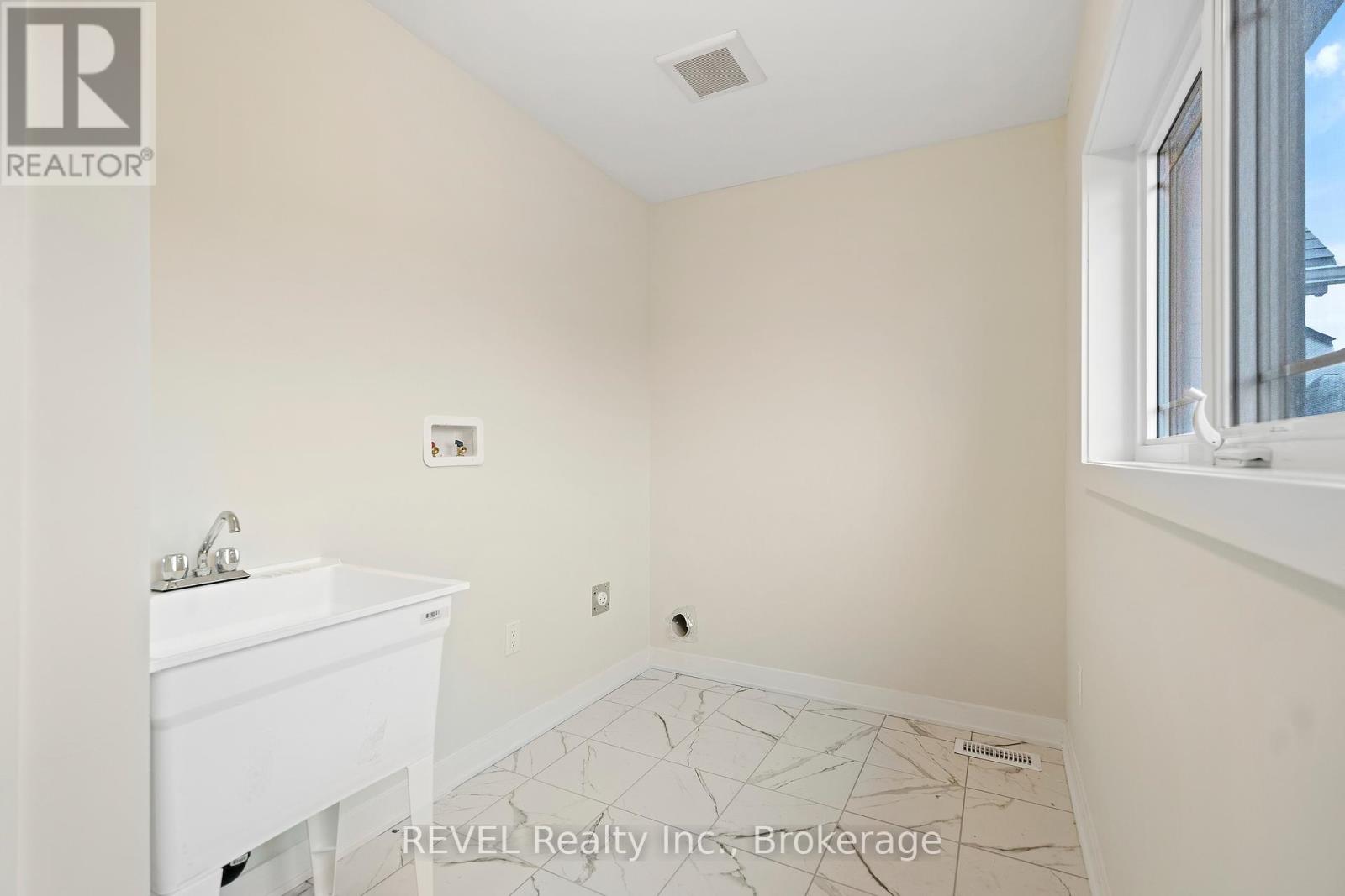 145 Stern Drive, Welland (Dain City), Ontario  L3B 0M3 - Photo 23 - X12455682