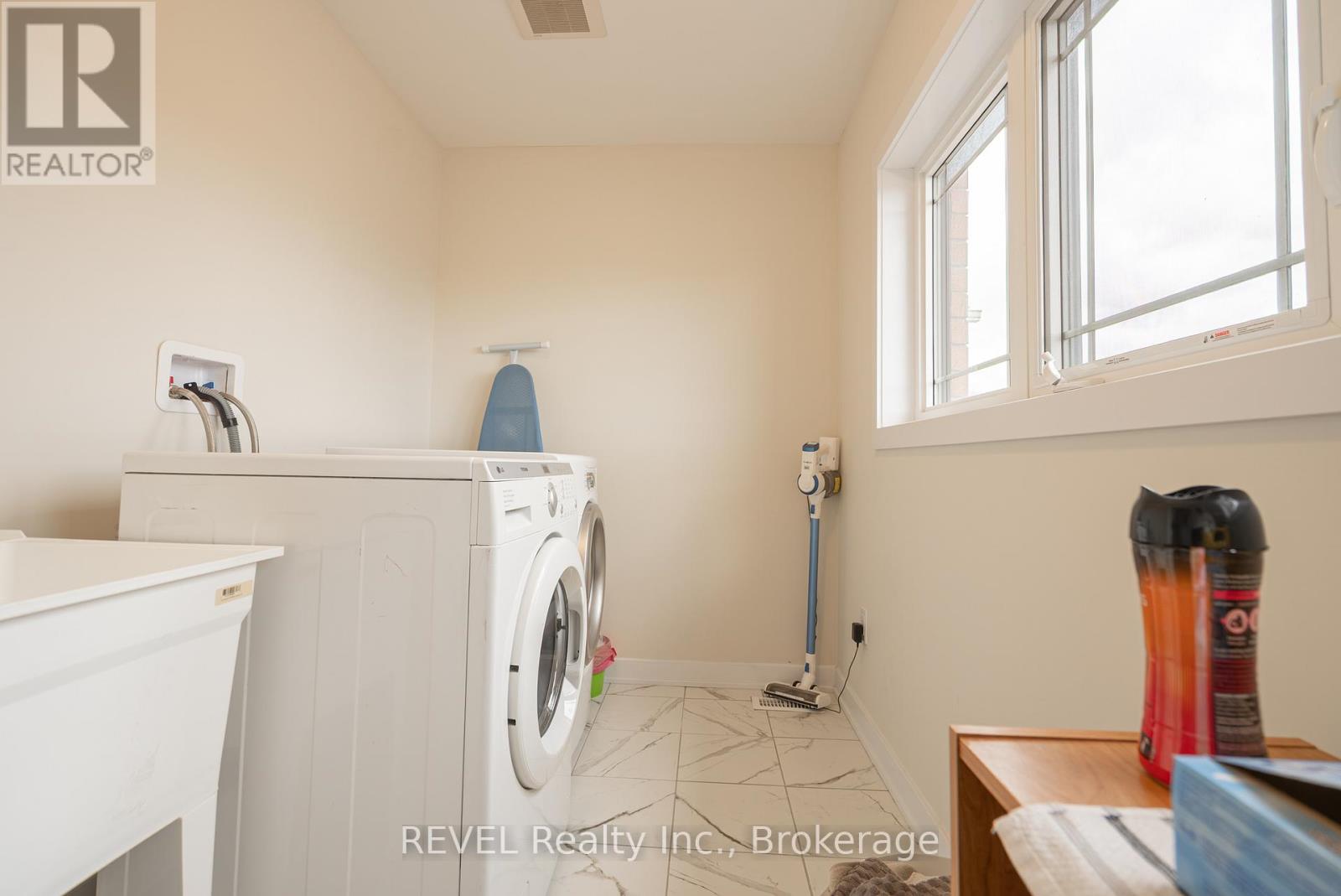 145 Stern Drive, Welland, Ontario  L3B 0M3 - Photo 25 - X12455682