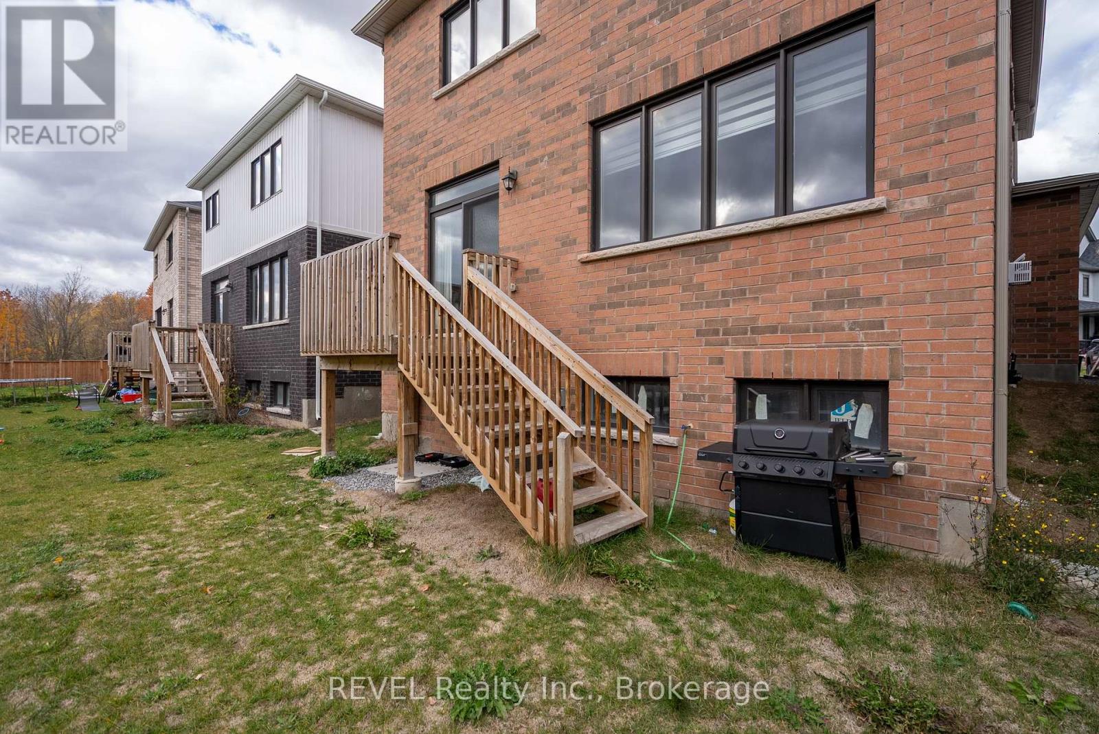 145 Stern Drive, Welland, Ontario  L3B 0M3 - Photo 31 - X12455682