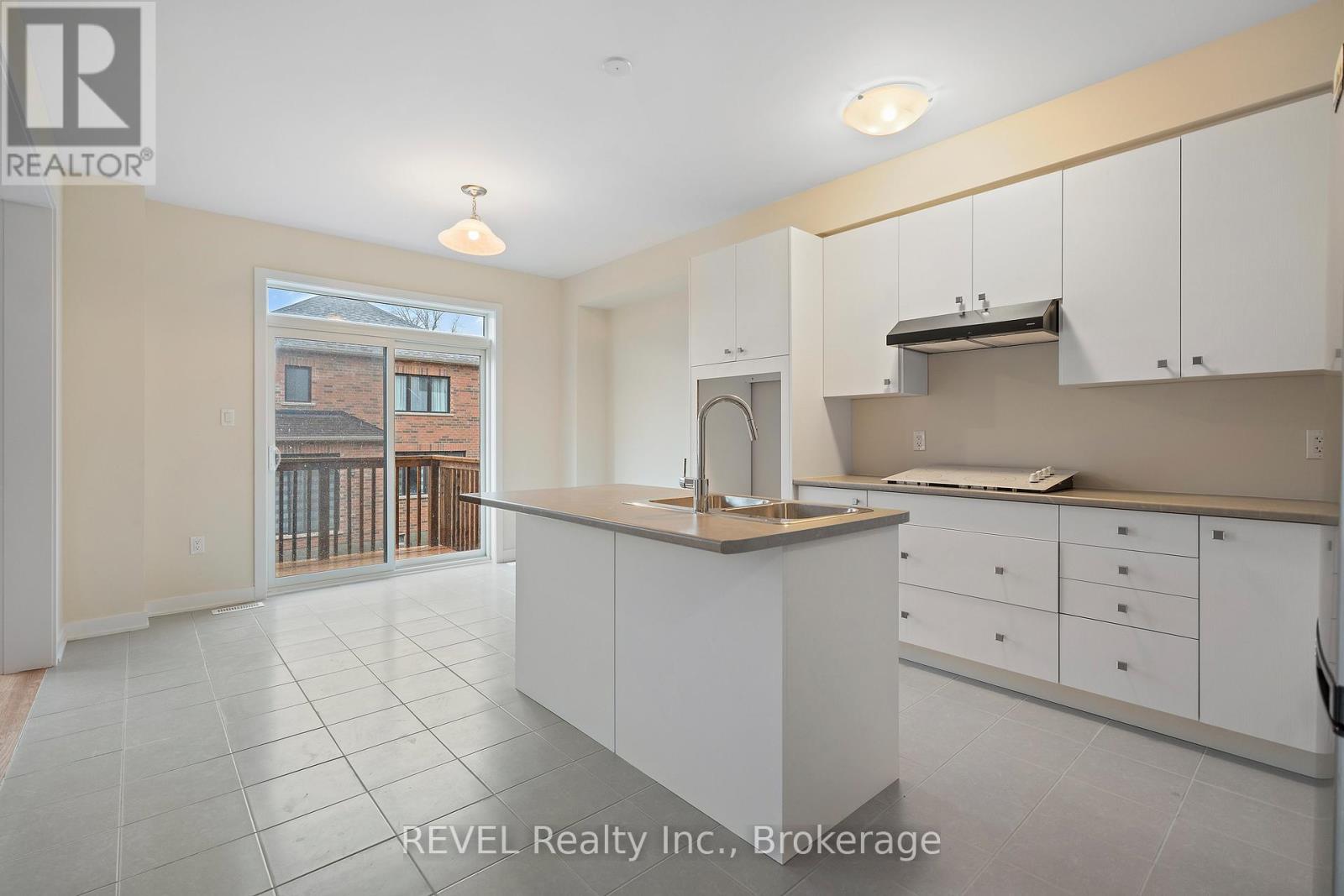 145 Stern Drive, Welland (Dain City), Ontario  L3B 0M3 - Photo 4 - X12455682