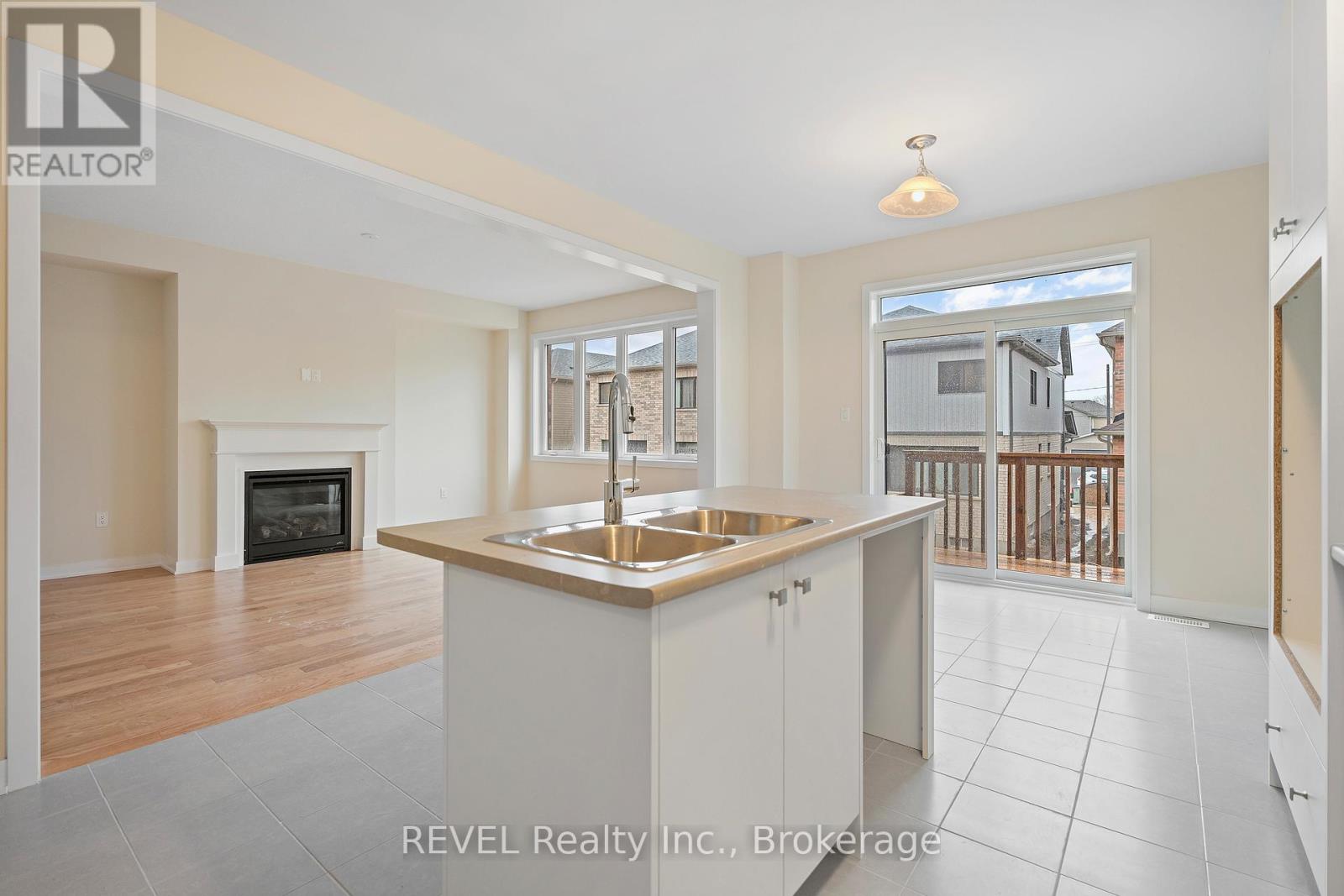 145 Stern Drive, Welland (Dain City), Ontario  L3B 0M3 - Photo 8 - X12455682