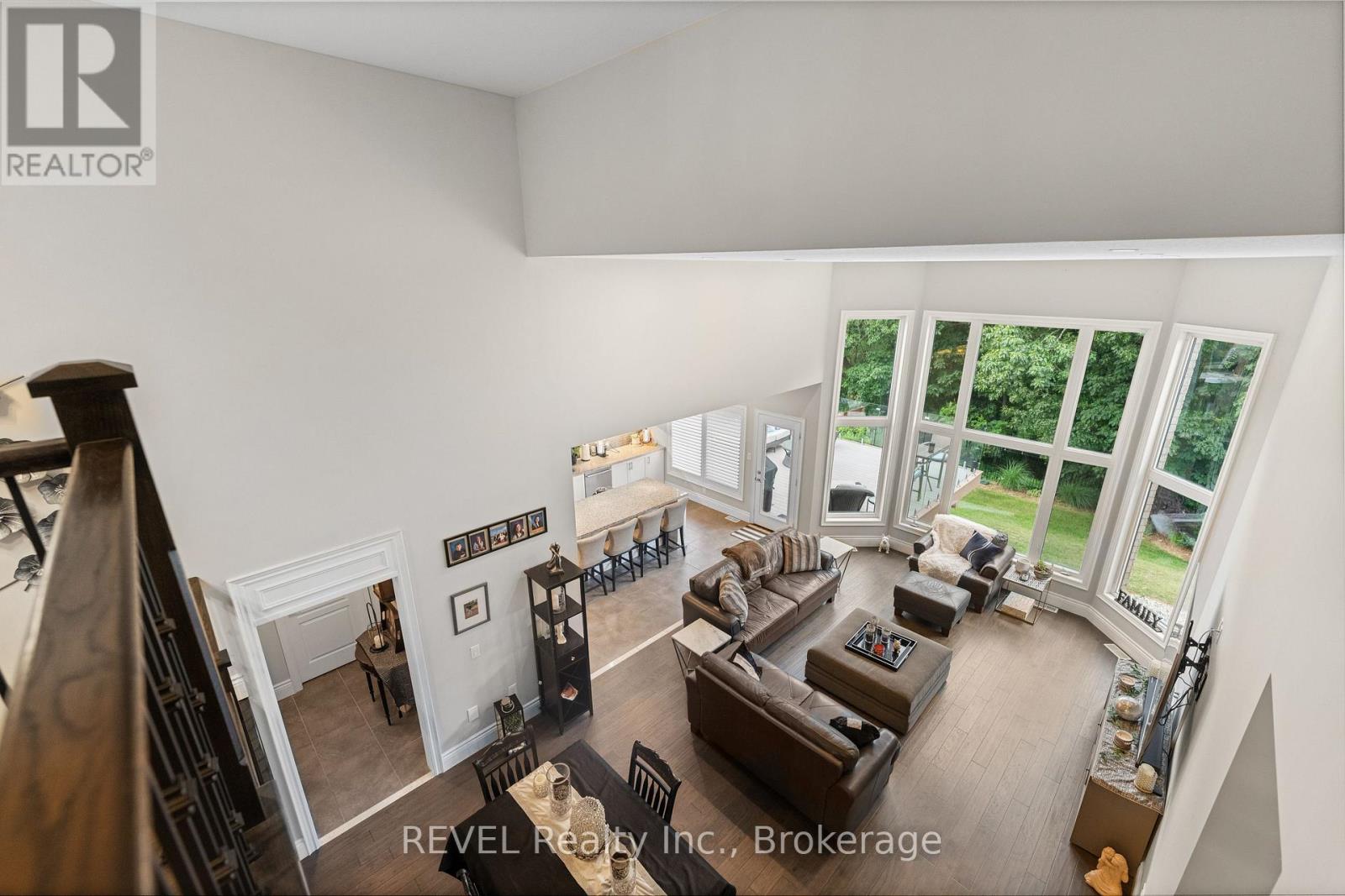 46 Philmori Boulevard, Pelham (Fonthill), Ontario  L0S 1E5 - Photo 13 - X12455754