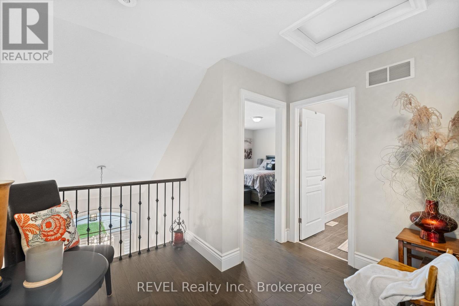 46 Philmori Boulevard, Pelham (Fonthill), Ontario  L0S 1E5 - Photo 21 - X12455754