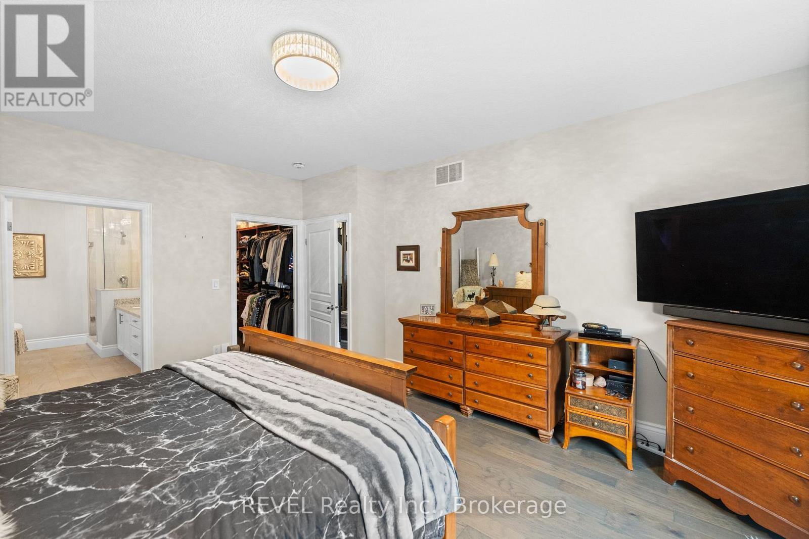 46 Philmori Boulevard, Pelham (Fonthill), Ontario  L0S 1E5 - Photo 23 - X12455754