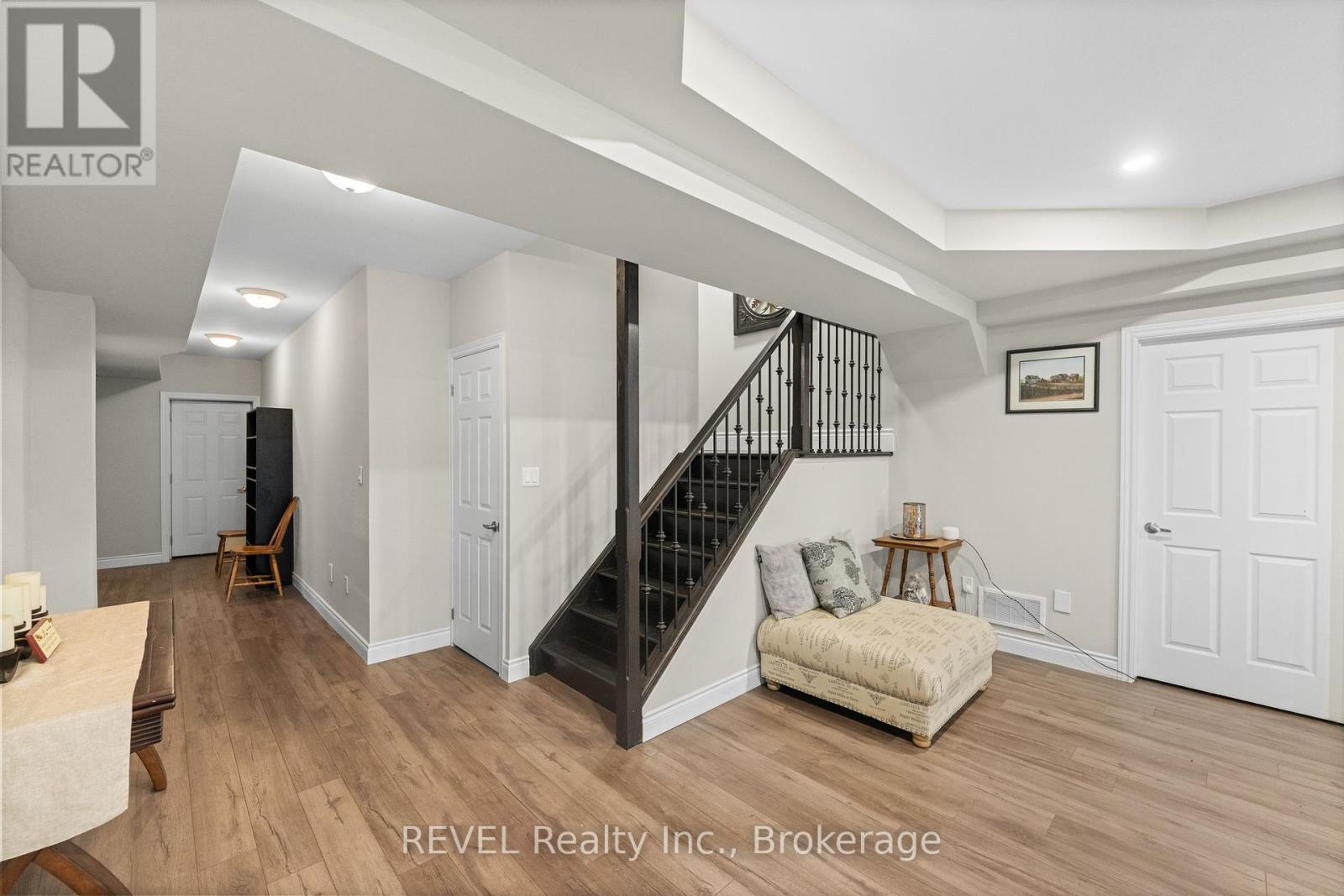 46 Philmori Boulevard, Pelham (Fonthill), Ontario  L0S 1E5 - Photo 35 - X12455754