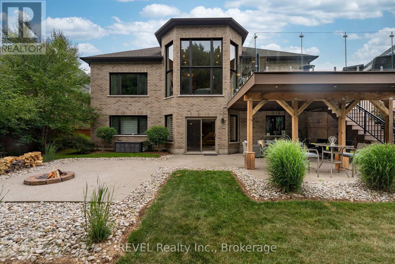 46 Philmori Boulevard, Pelham (Fonthill), Ontario  L0S 1E5 - Photo 47 - X12455754