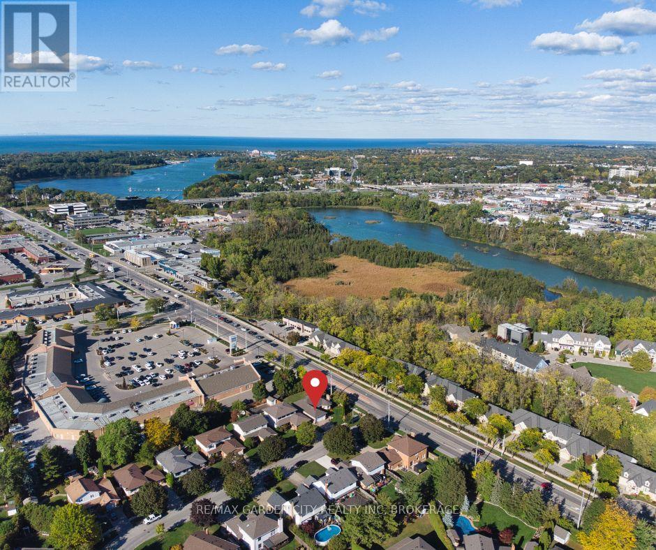 2 Harvest Oak Drive, St. Catharines (Grapeview), Ontario  L2S 3H4 - Photo 37 - X12455816