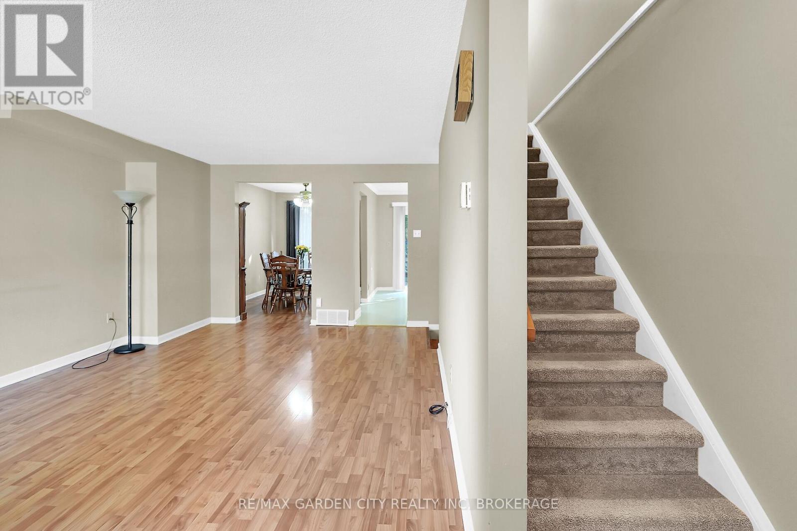 119 Silvan Drive, Welland (N. Welland), Ontario  L3C 6C1 - Photo 14 - X12455963