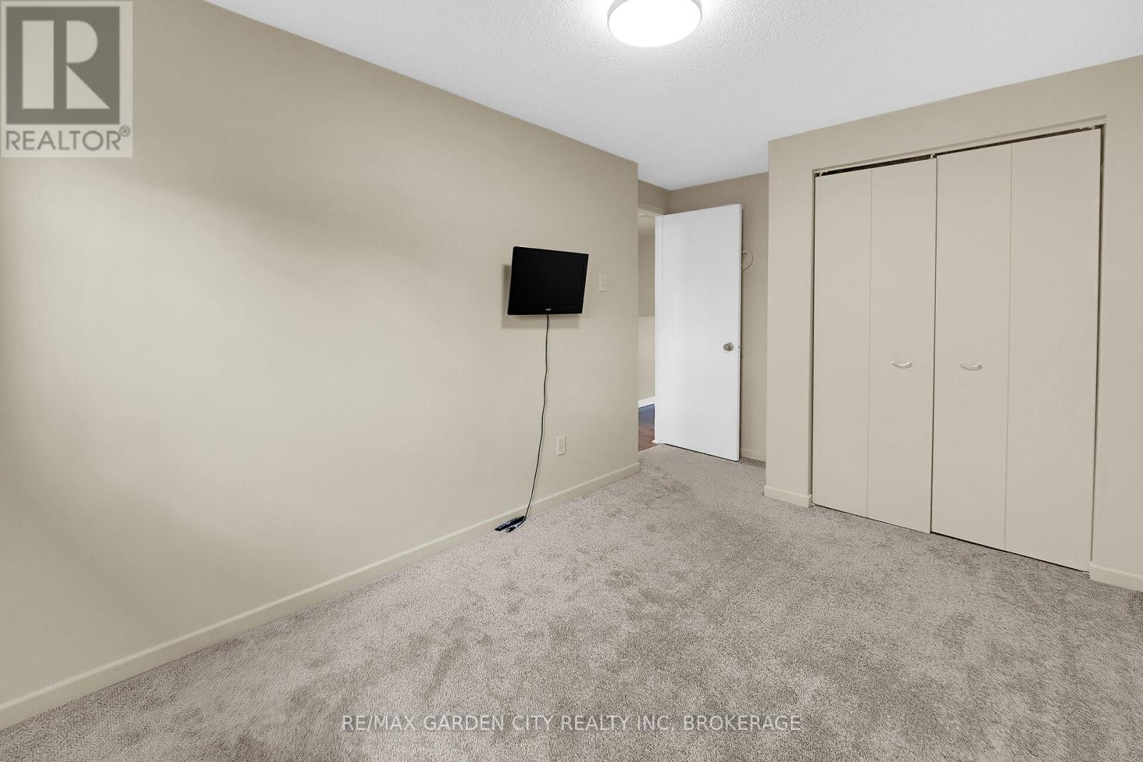 119 Silvan Drive, Welland (N. Welland), Ontario  L3C 6C1 - Photo 19 - X12455963