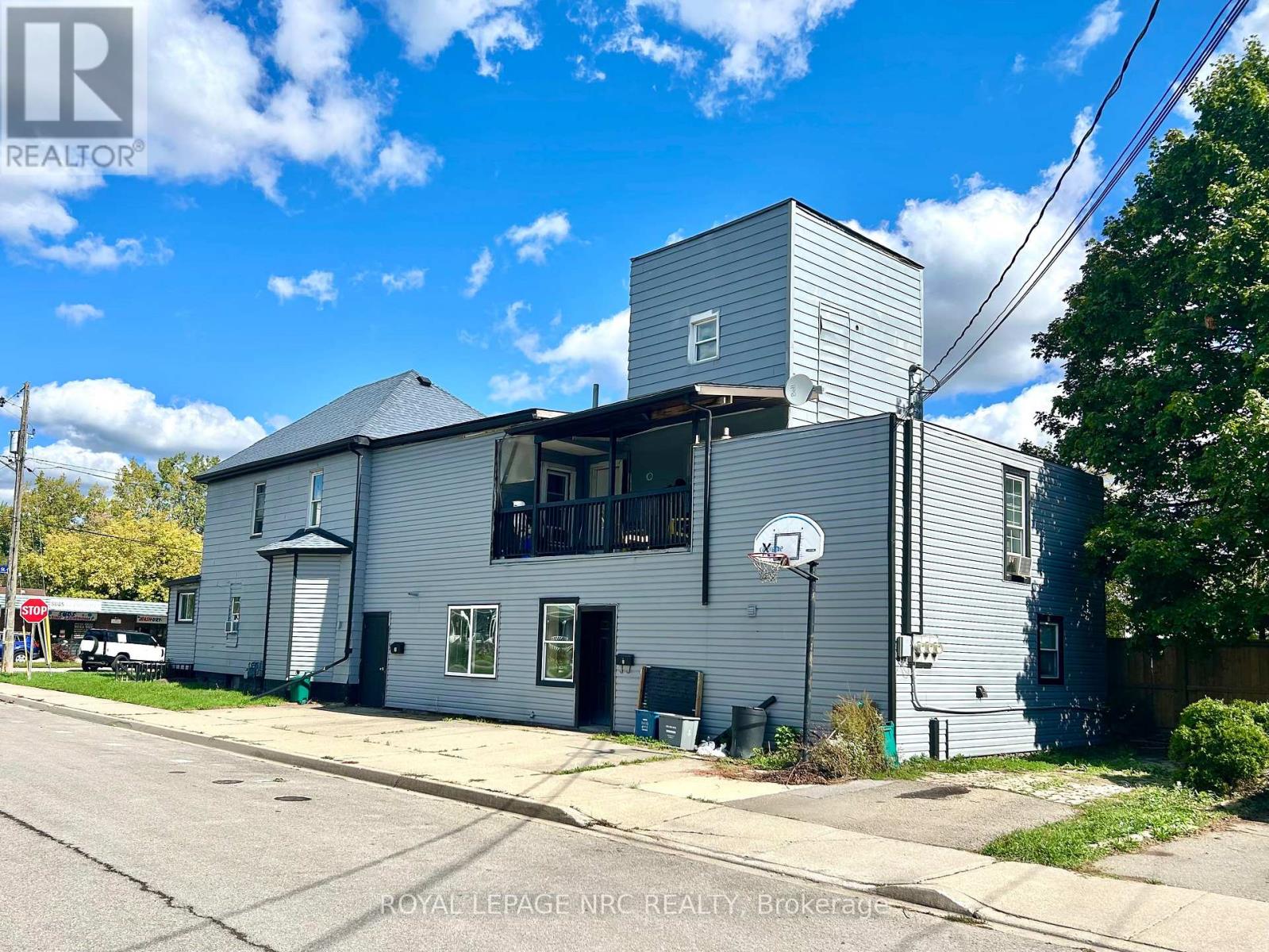 5000 Bridge Street, Niagara Falls (Cherrywood), Ontario  L2E 2S5 - Photo 4 - X12456138