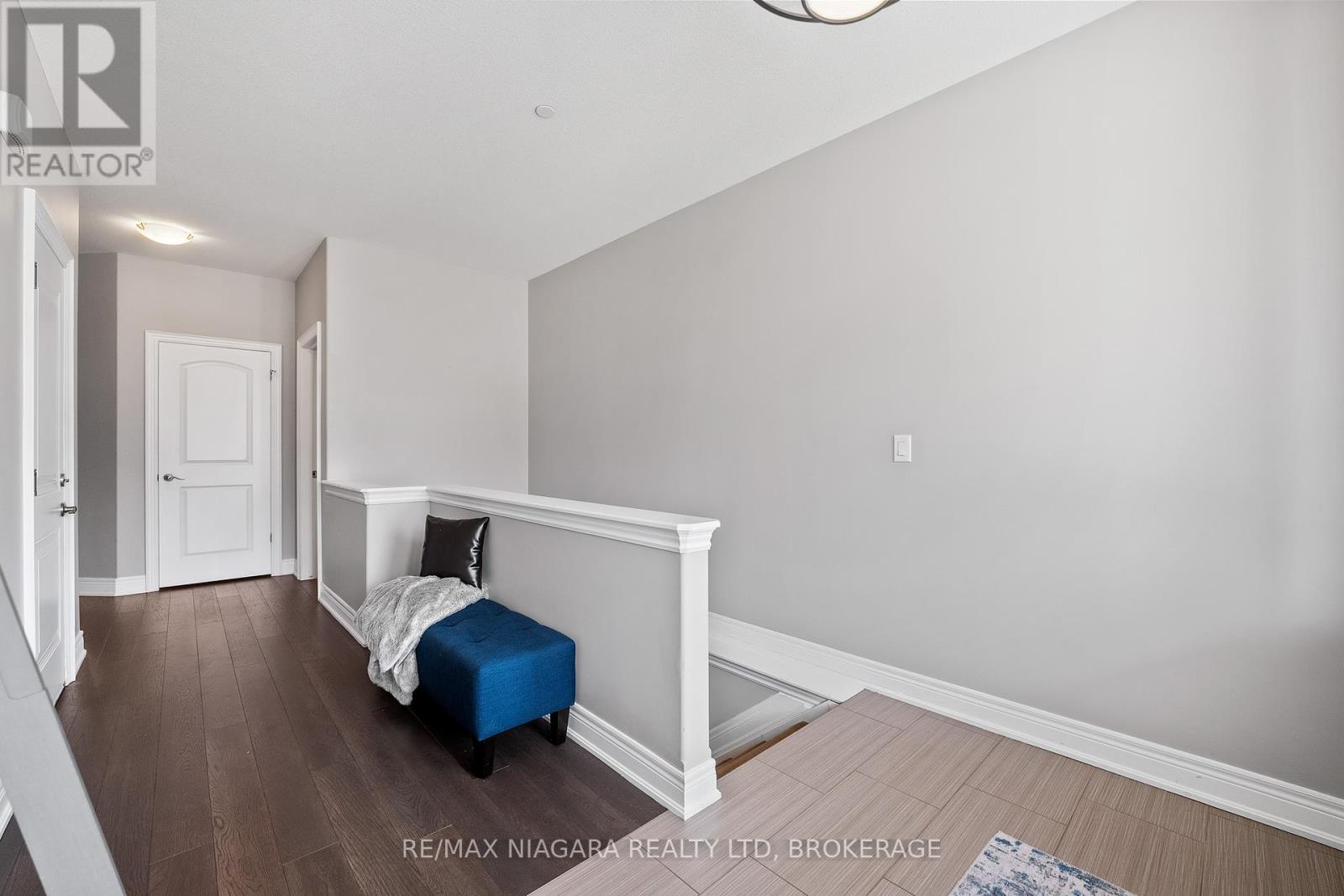 86 Parkside Drive, St. Catharines (Port Weller), Ontario  L2M 1M4 - Photo 22 - X12456830