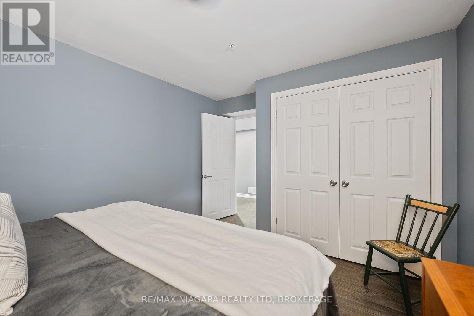 86 Parkside Drive, St. Catharines (Port Weller), Ontario  L2M 1M4 - Photo 28 - X12456830