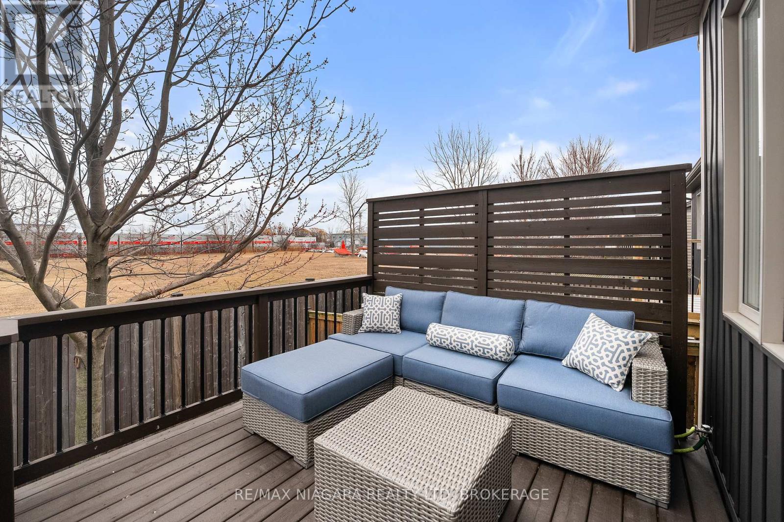 86 Parkside Drive, St. Catharines (Port Weller), Ontario  L2M 1M4 - Photo 34 - X12456830