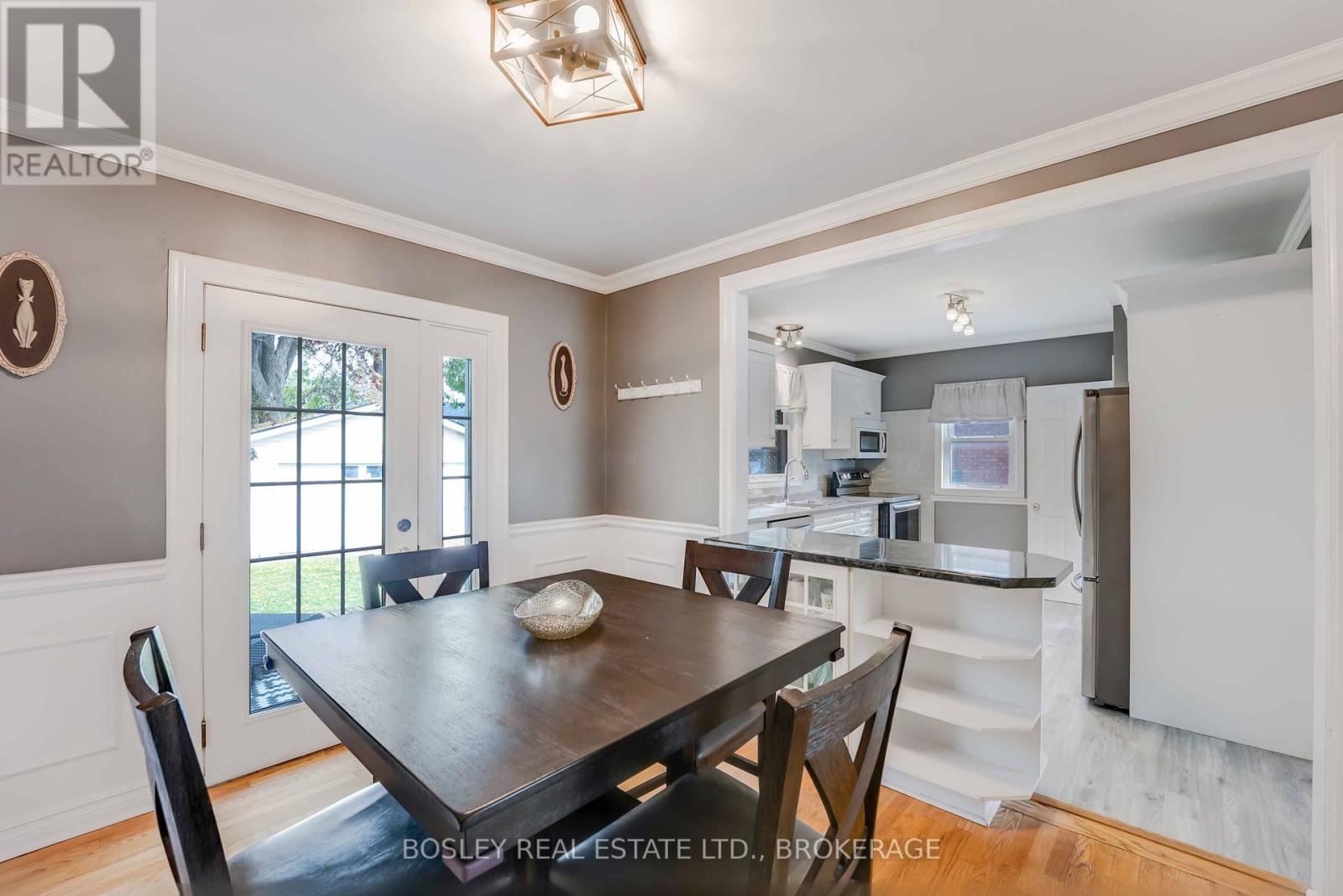 6373 Corwin Crescent, Niagara Falls (Dorchester), Ontario  L2G 2L9 - Photo 10 - X12456834