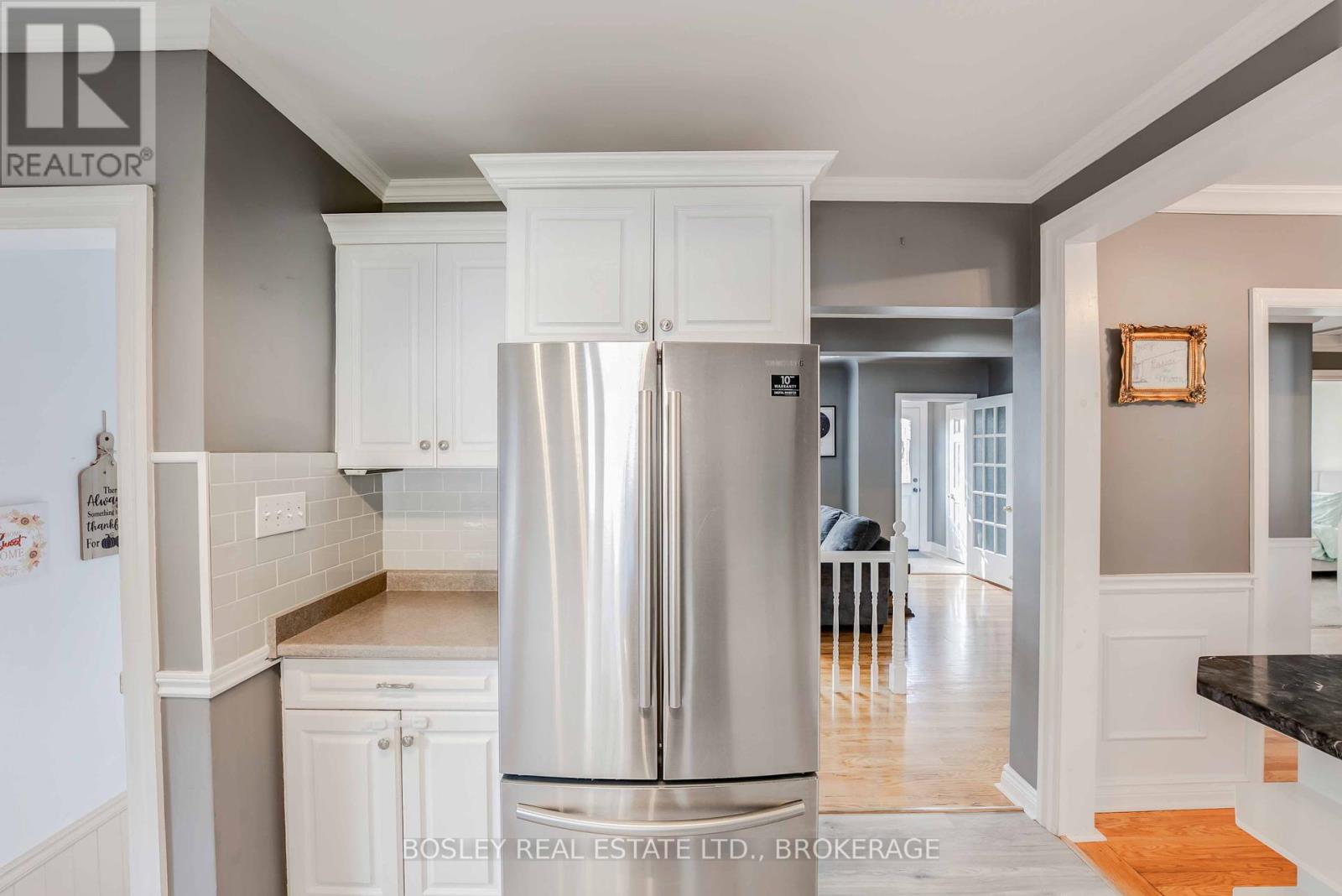6373 Corwin Crescent, Niagara Falls (Dorchester), Ontario  L2G 2L9 - Photo 15 - X12456834