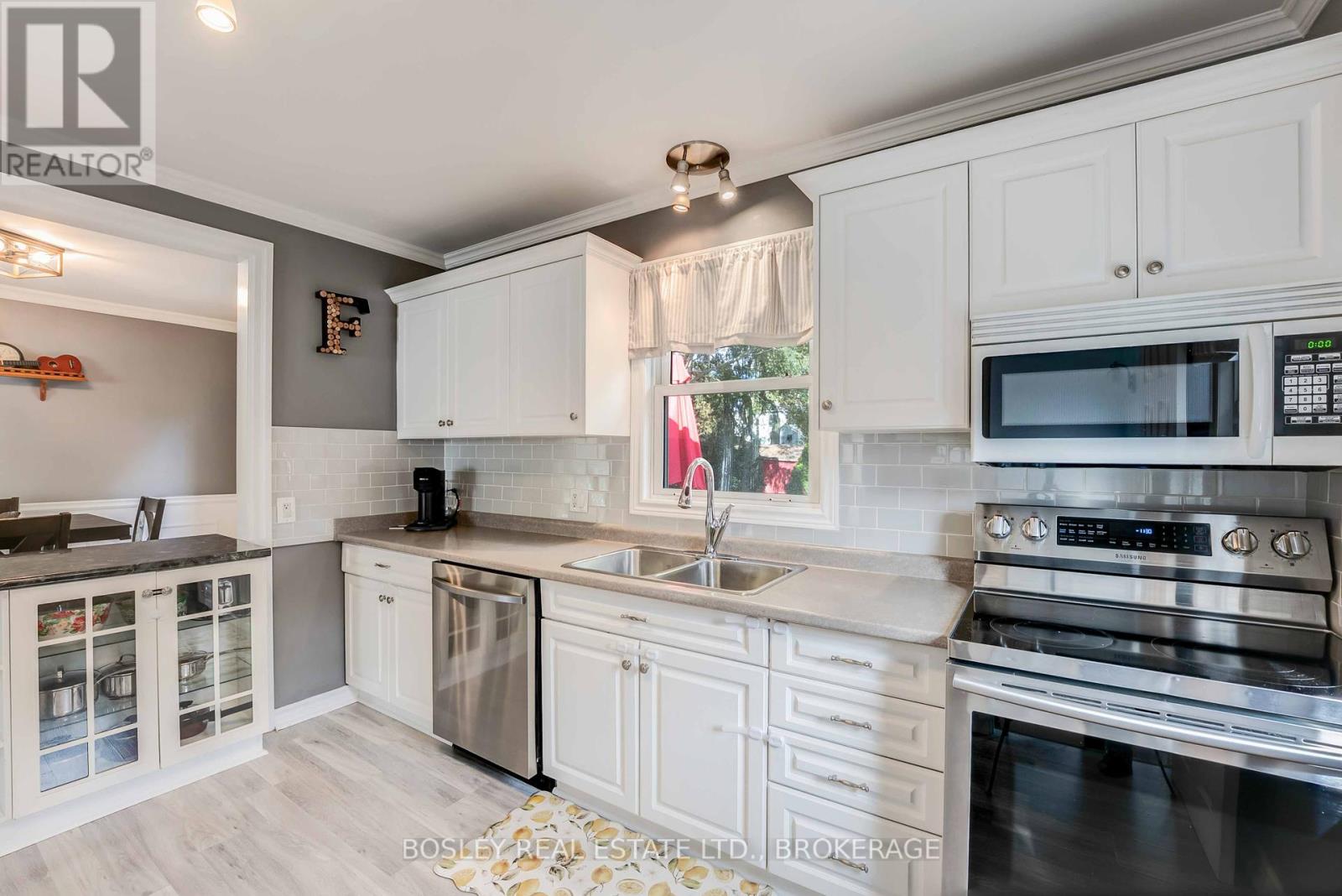 6373 Corwin Crescent, Niagara Falls (Dorchester), Ontario  L2G 2L9 - Photo 16 - X12456834