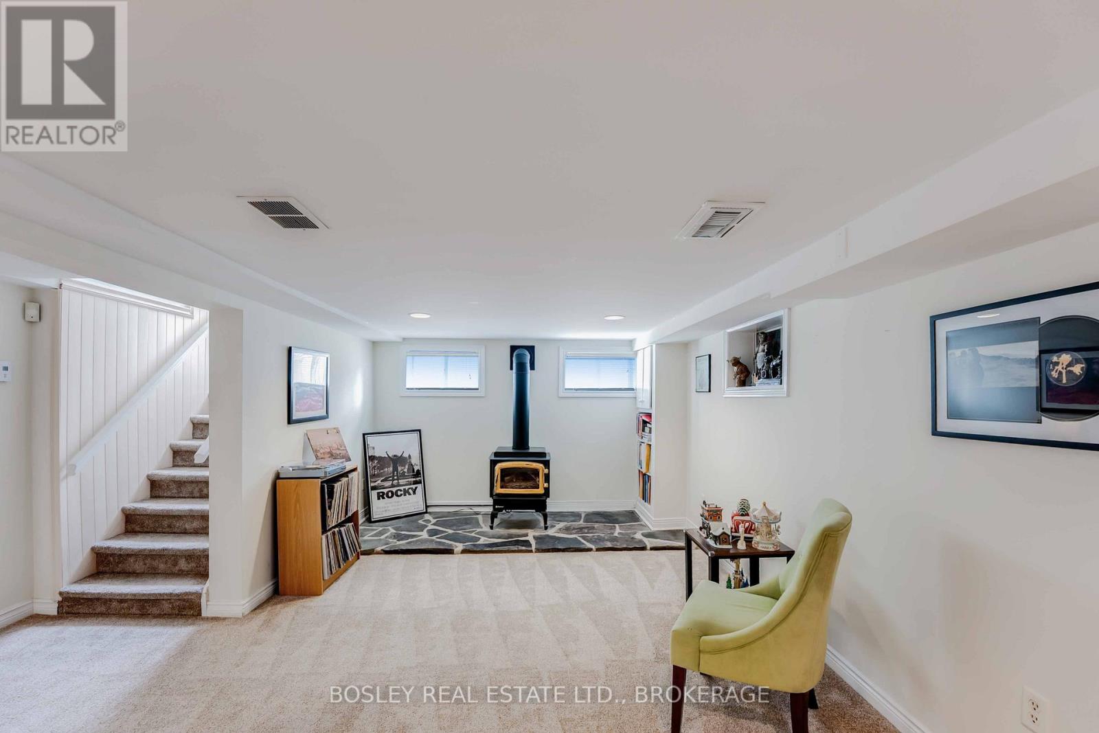 6373 Corwin Crescent, Niagara Falls (Dorchester), Ontario  L2G 2L9 - Photo 23 - X12456834