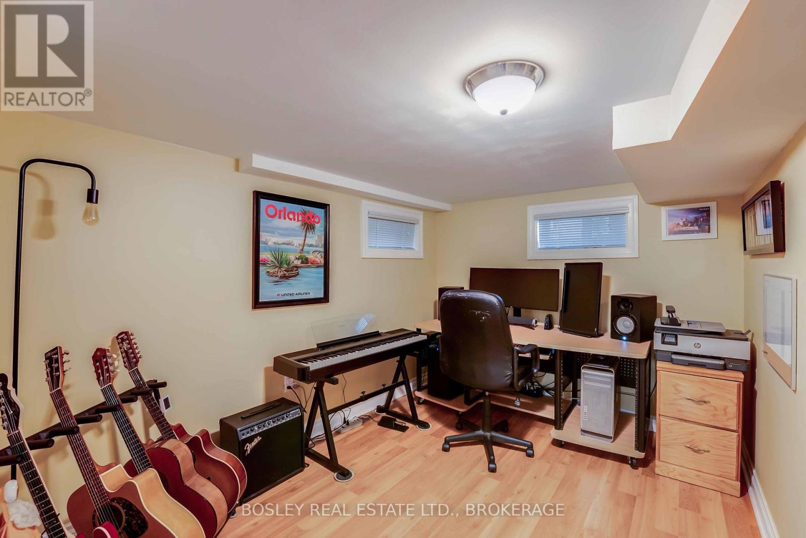 6373 Corwin Crescent, Niagara Falls (Dorchester), Ontario  L2G 2L9 - Photo 27 - X12456834