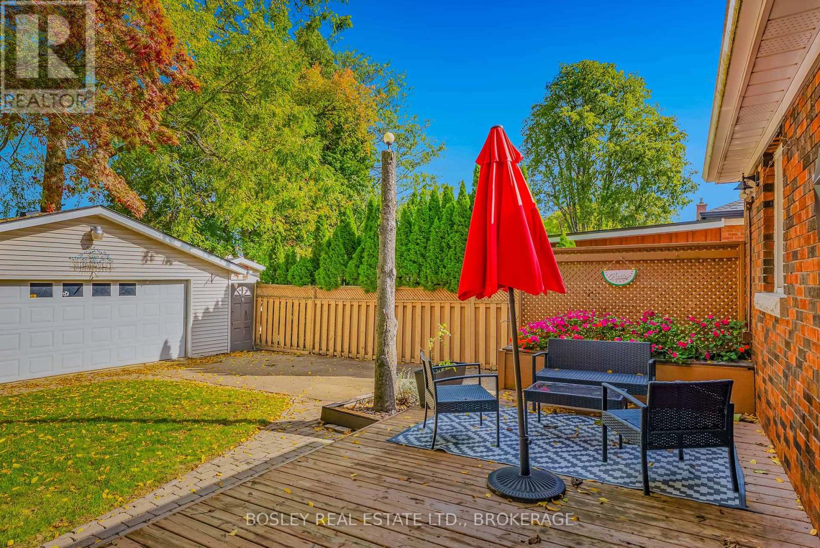 6373 Corwin Crescent, Niagara Falls (Dorchester), Ontario  L2G 2L9 - Photo 35 - X12456834