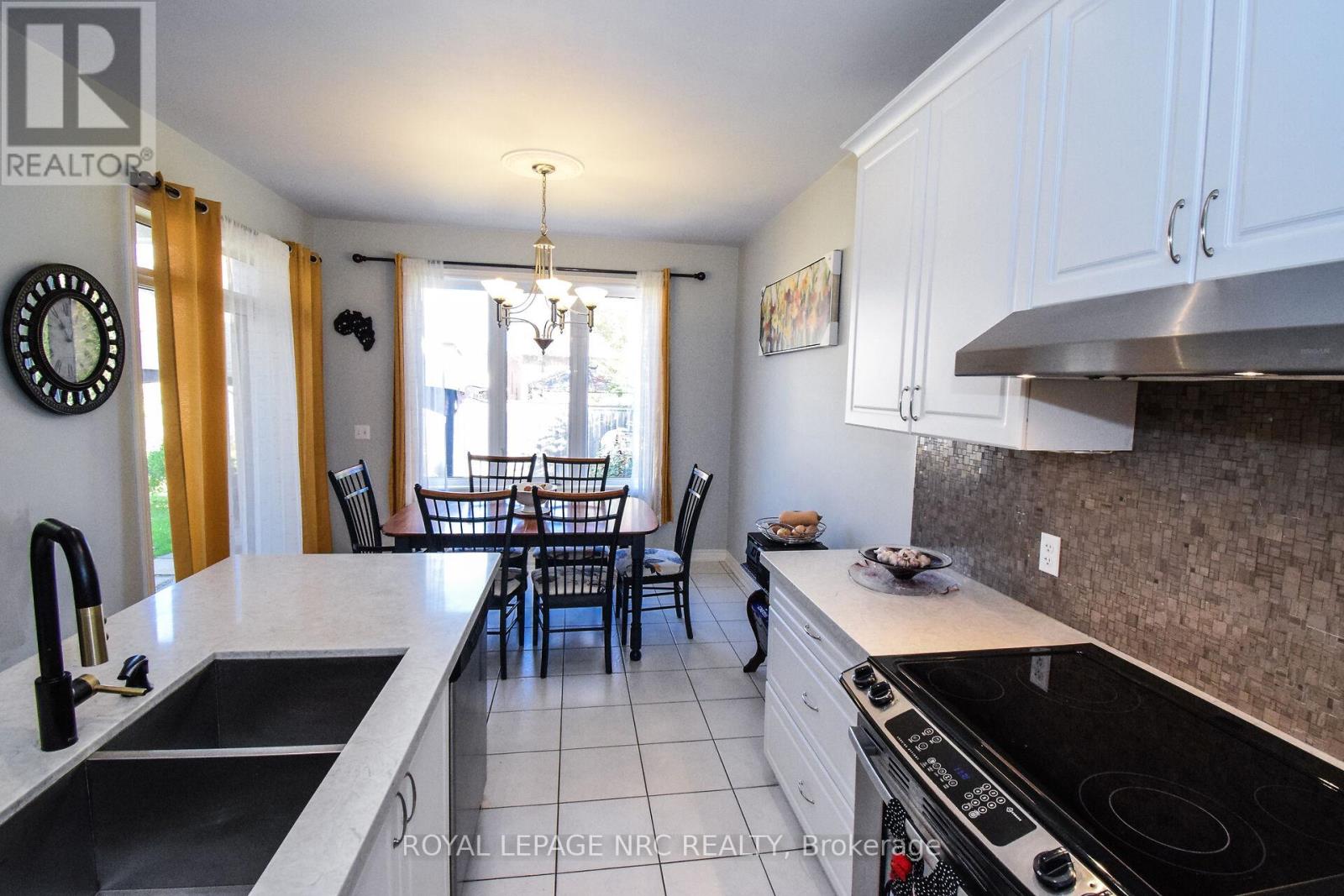 4343 Chemonda Street, Niagara Falls (Lyons Creek), Ontario  L2G 0E0 - Photo 15 - X12457102