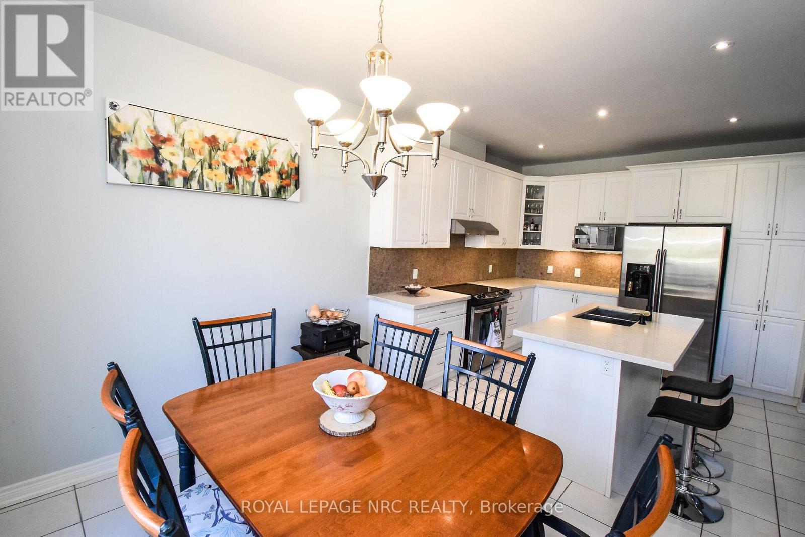 4343 Chemonda Street, Niagara Falls (Lyons Creek), Ontario  L2G 0E0 - Photo 19 - X12457102