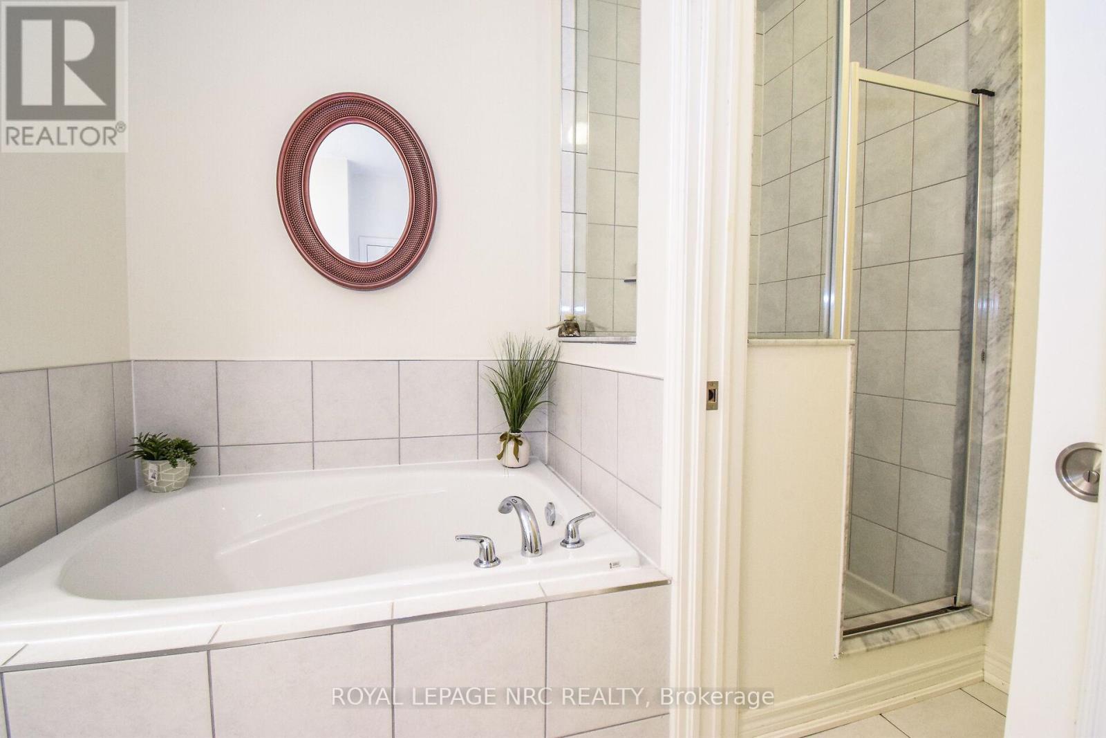 4343 Chemonda Street, Niagara Falls (Lyons Creek), Ontario  L2G 0E0 - Photo 24 - X12457102