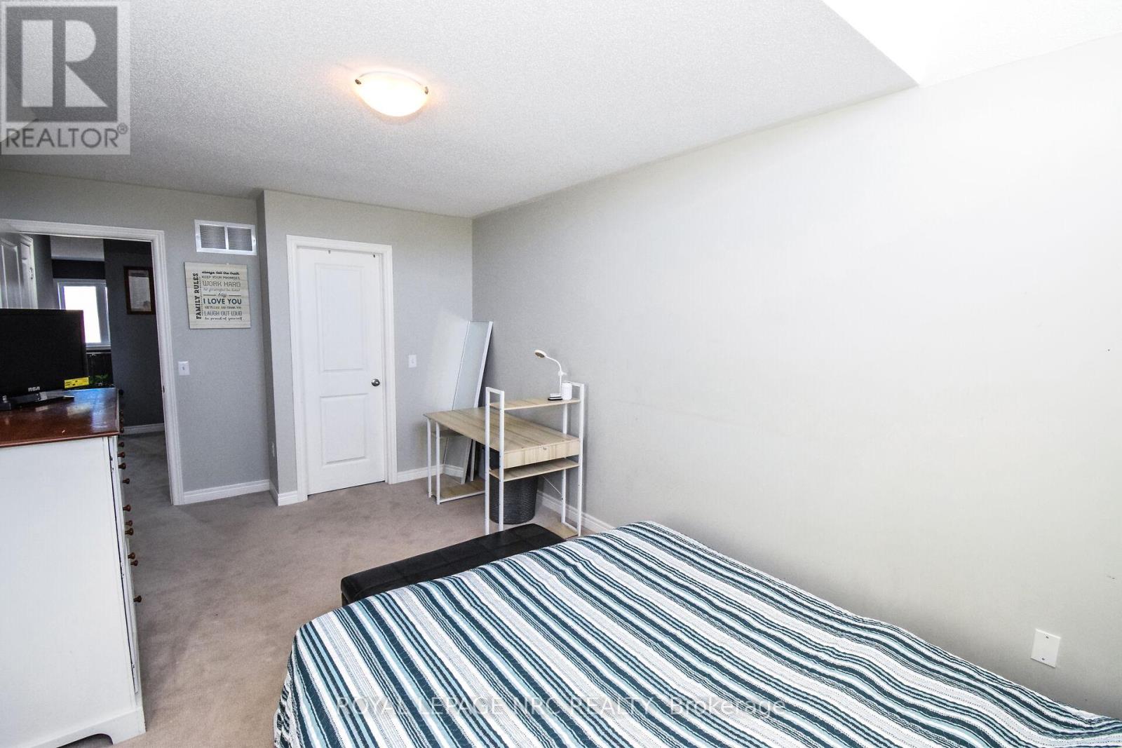 4343 Chemonda Street, Niagara Falls (Lyons Creek), Ontario  L2G 0E0 - Photo 29 - X12457102