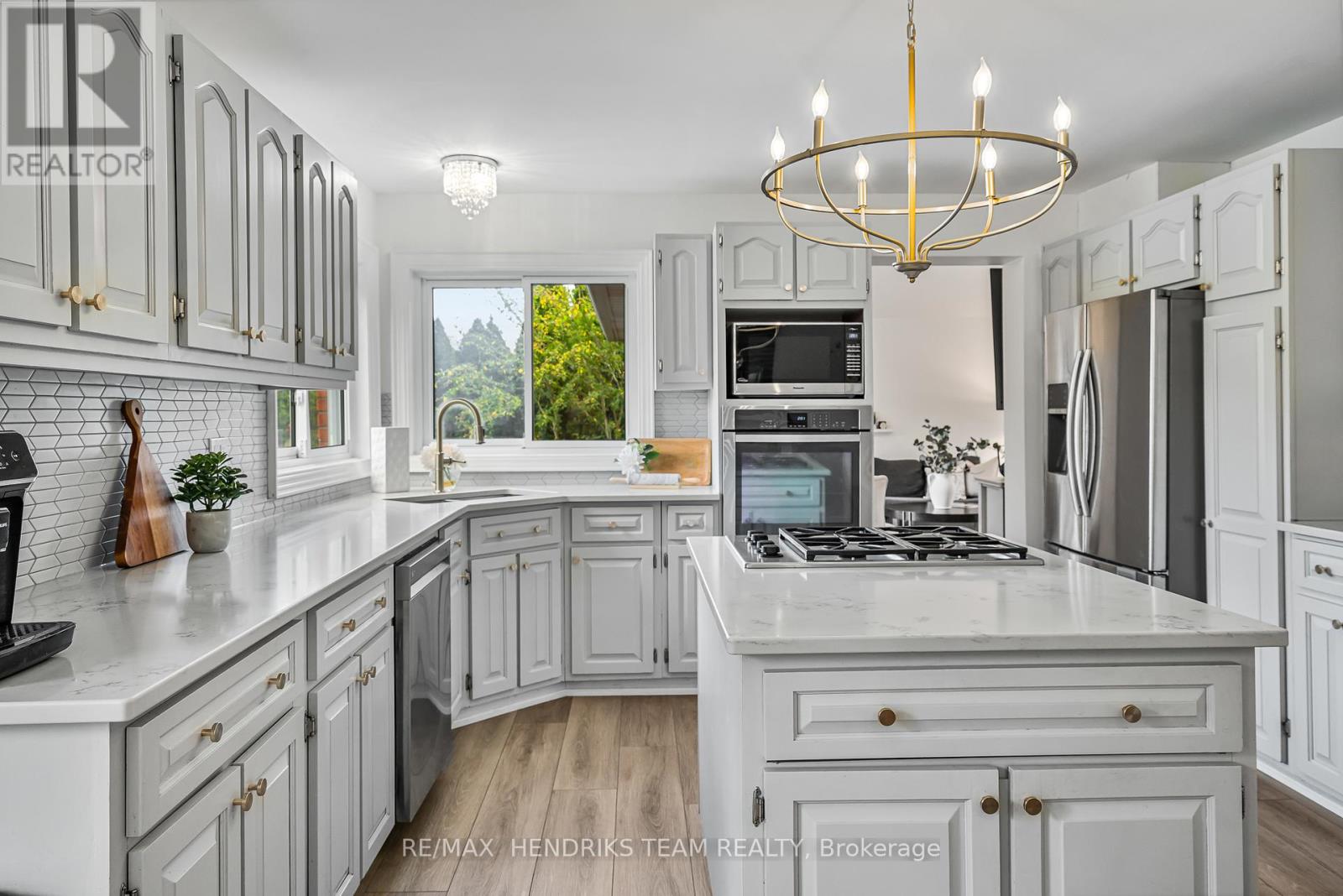 2905 Butler's Walk, Lincoln, Ontario  L0R 1S0 - Photo 16 - X12457320