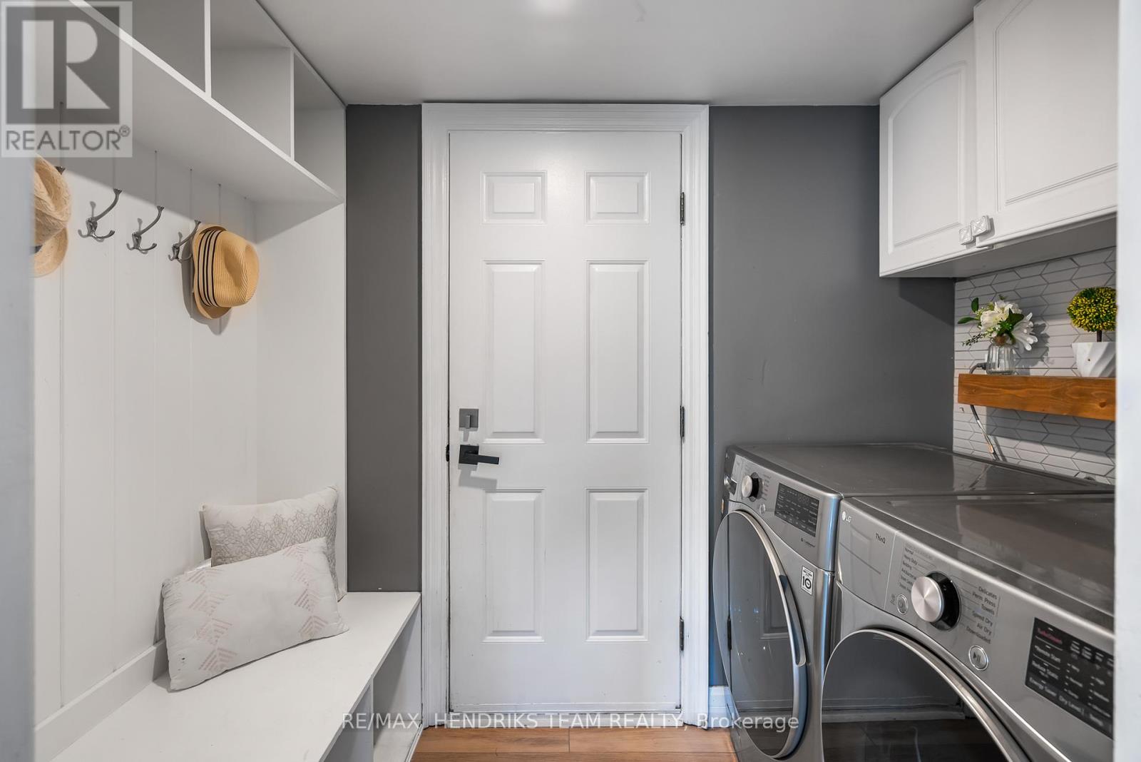 2905 Butler's Walk, Lincoln, Ontario  L0R 1S0 - Photo 18 - X12457320