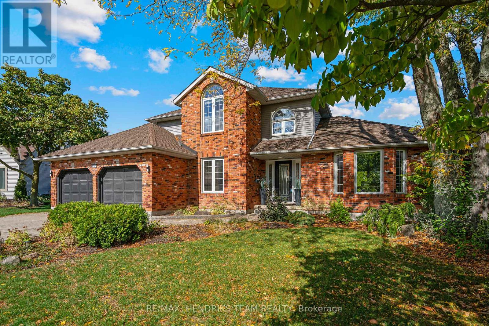 2905 Butler's Walk, Lincoln, Ontario  L0R 1S0 - Photo 2 - X12457320