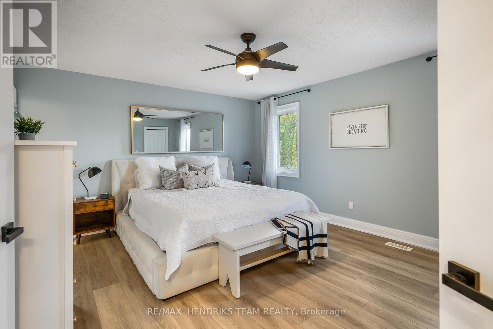 2905 Butler's Walk, Lincoln, Ontario  L0R 1S0 - Photo 21 - X12457320