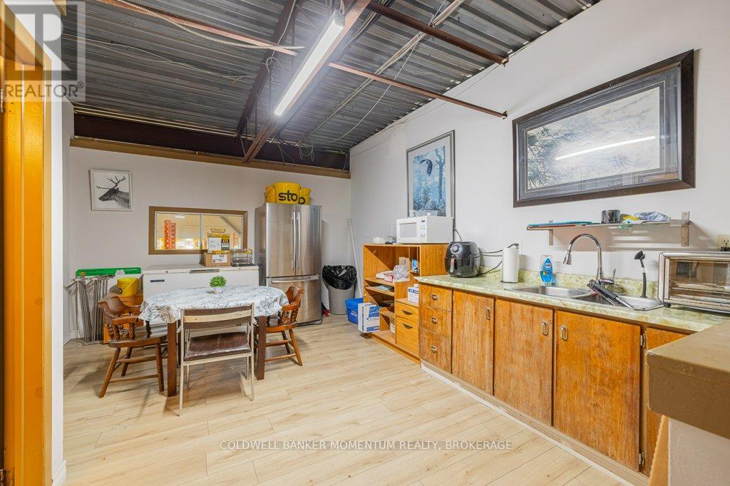 95 Ormond Street S, Thorold (Thorold Downtown), Ontario  L2V 3G2 - Photo 26 - X12457771