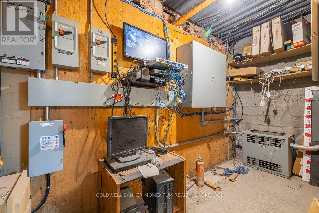 95 Ormond Street S, Thorold (Thorold Downtown), Ontario  L2V 3G2 - Photo 31 - X12457771