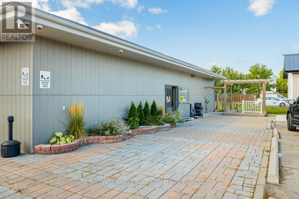 95 Ormond Street S, Thorold (Thorold Downtown), Ontario  L2V 3G2 - Photo 34 - X12457771