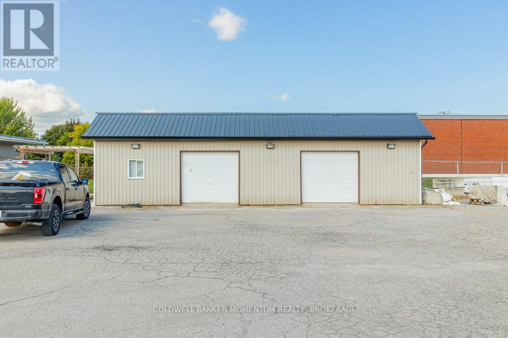 95 Ormond Street S, Thorold (Thorold Downtown), Ontario  L2V 3G2 - Photo 37 - X12457771