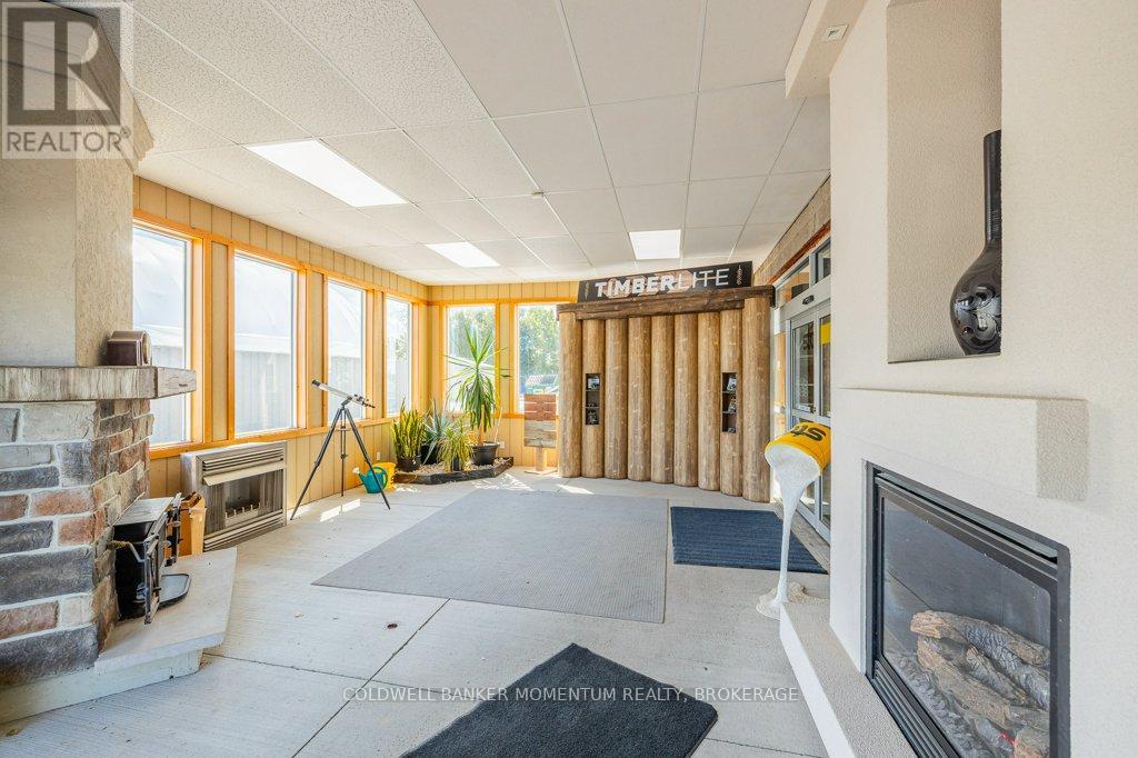 95 Ormond Street S, Thorold (Thorold Downtown), Ontario  L2V 3G2 - Photo 5 - X12457771