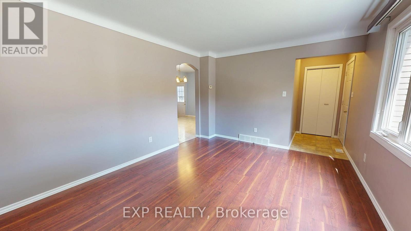 3312 Addison Avenue, Niagara Falls, Ontario  L2J 3L1 - Photo 10 - X12462796