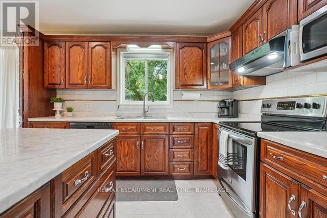 440 South Pelham Road, Welland, Ontario  L3C 3C6 - Photo 15 - X12463703