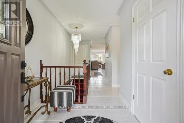 440 South Pelham Road, Welland, Ontario  L3C 3C6 - Photo 8 - X12463703