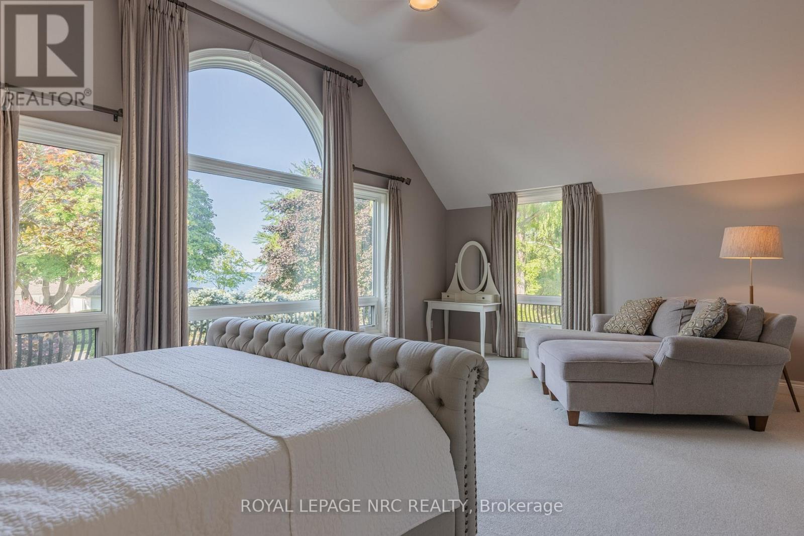 328 Niagara Boulevard, Niagara-On-The-Lake, Ontario  L0S 1J0 - Photo 28 - X12466745