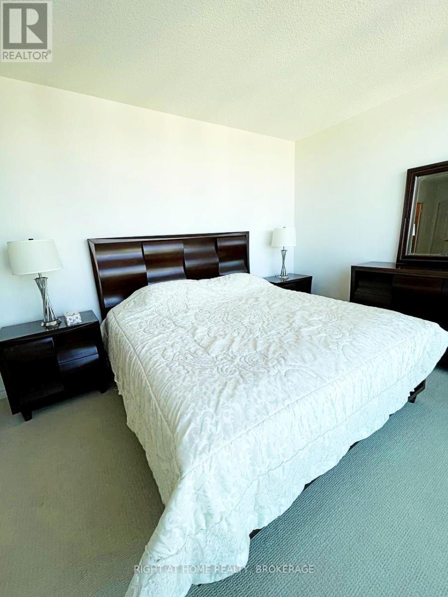 Ph101 - 208 Enfield Place, Mississauga, Ontario  L5B 0G8 - Photo 12 - W12467686