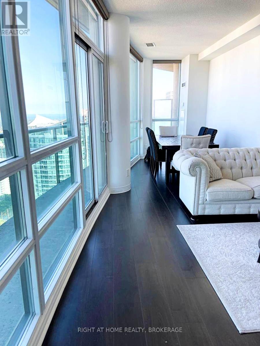 Ph101 - 208 Enfield Place, Mississauga, Ontario  L5B 0G8 - Photo 3 - W12467686