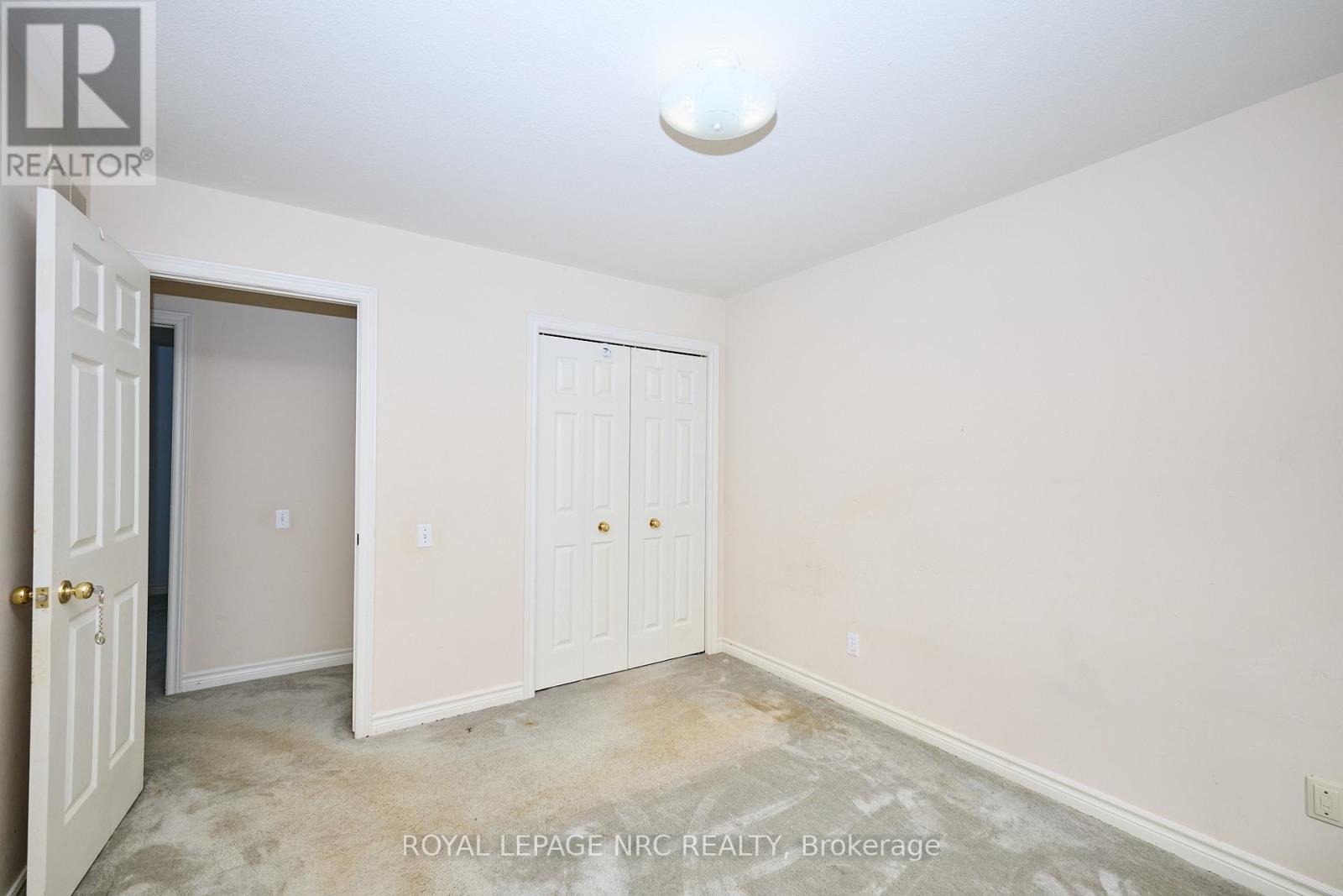 4431 Montrose Road, Niagara Falls, Ontario  K2H 1K1 - Photo 18 - X12468698